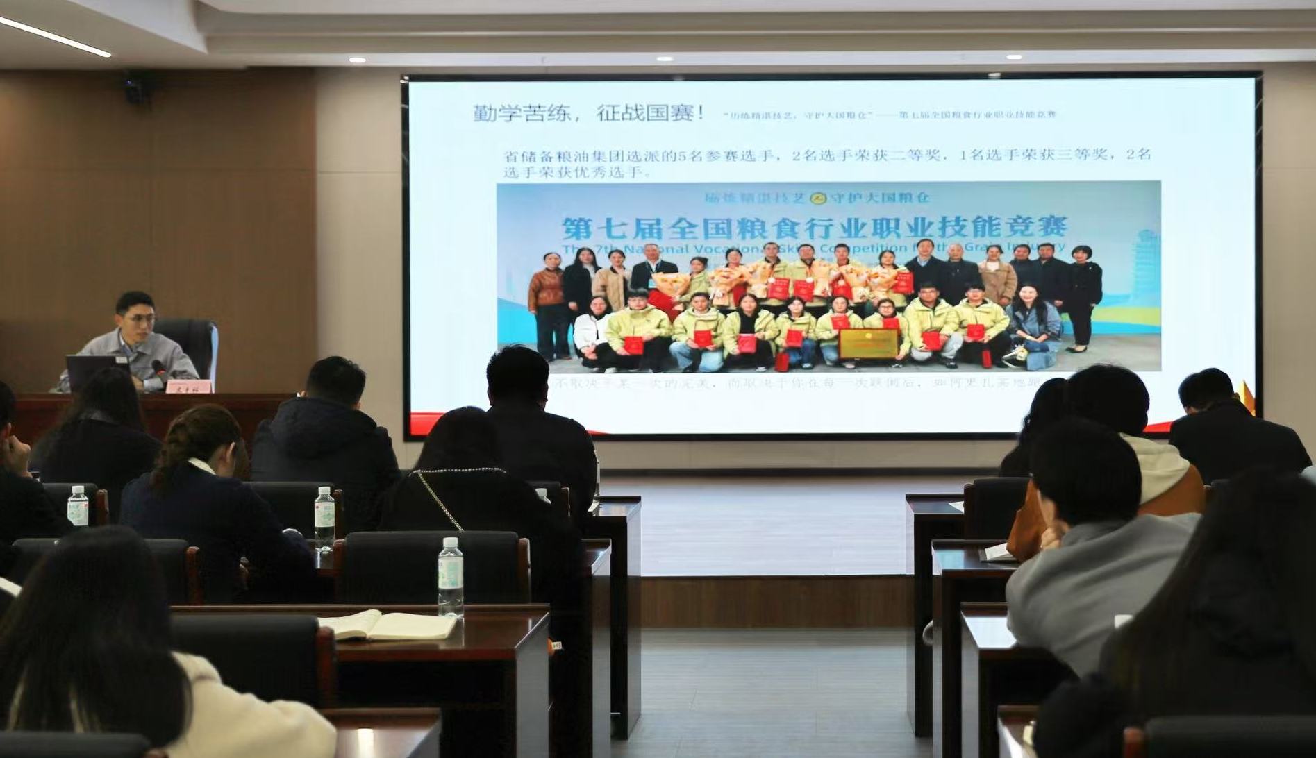 hahabet星辰大海官方网站-妄想从这里起头